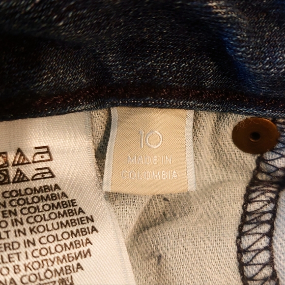 Michael Kors Crop Distressed Jeans - Picture 4 of 4